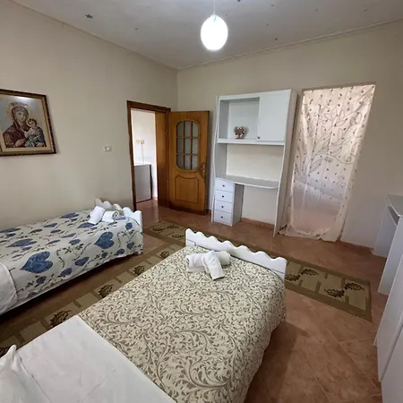 Mkj Apartment Gjirokaster